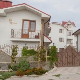 Hotel Svetoch, Feodosiya