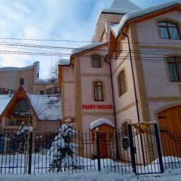 Hotel Fairy House, Estosadok